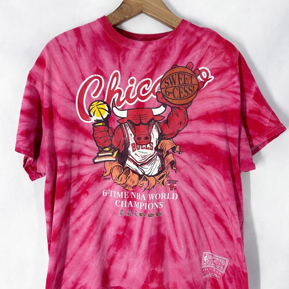 90s Mitchell & Ness NBA Chicago Bulls 6-peat Tie Dye Red  T-Shirt Size Large